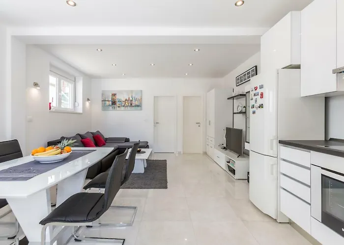 Apartments Amore Апартаменты Сплит