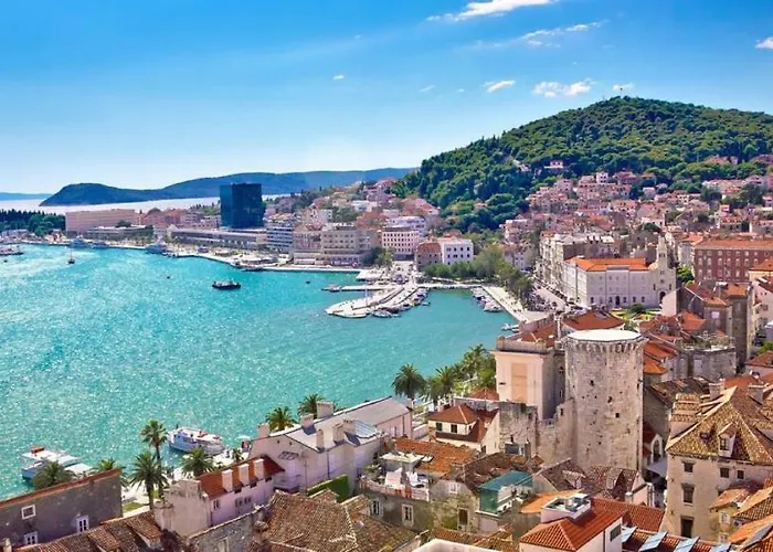 アパート Apartments Amore スプリト