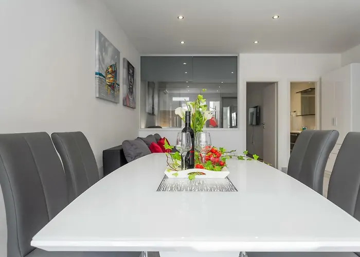 Apartments Amore Сплит